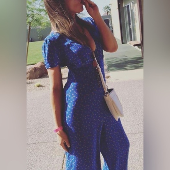 Free People Cornflower Blue Floral Jumpsuit Suit Jumper Romper Wide Leg size  10 - Picture 10 of 13